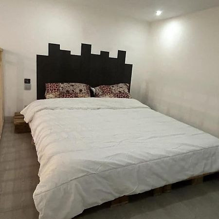 ניס Charmant Studio Avec Mezzanine מראה חיצוני תמונה